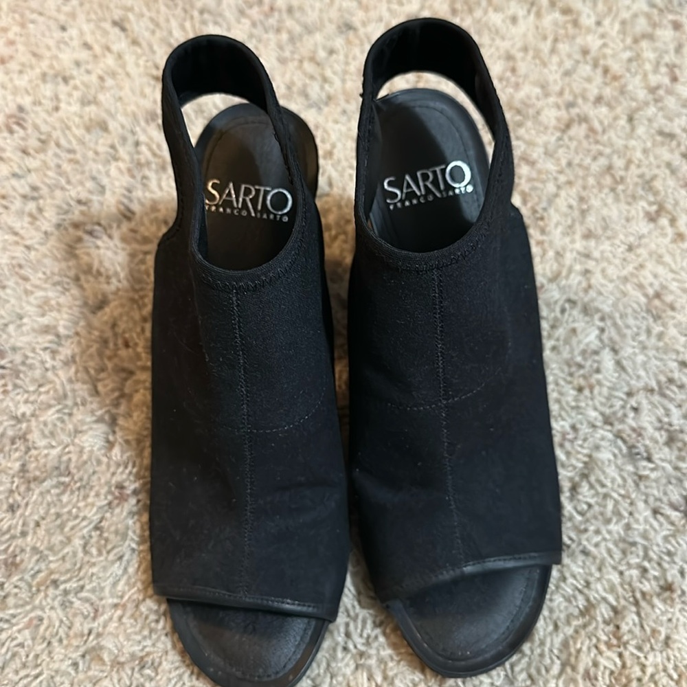 Franco Sarto women’s black open toe heels